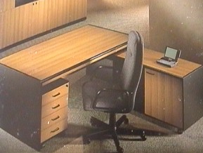 mobile ufficio8.JPG (19814 byte)