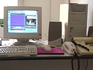 ufficio1.JPG (46563 byte)